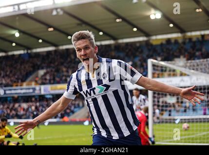 Millwall's Steve Morison celebrates scoring his sides opening goal during the FA Cup match at The New Den Stadium, London. Picture date January 29th, 2017 Pic David Klein/Sportimage via PA Images Stock Photo