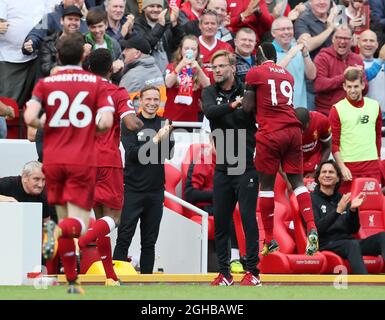 Liverpool's Sadio Mane celebrates scoring with Jurgen Klopp during the premier league match at the Anfield Stadium, Liverpool. Picture date 19th August 2017. Picture credit should read: David Klein/Sportimage via PA Images Stock Photo