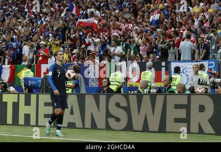 France's Antoine Griezmann looks on during the FIFA World Cup 2018 Final at the Luzhniki Stadium, Moscow. Picture date 15th July 2018. Picture credit should read: David Klein/Sportimage via PA Images Stock Photo