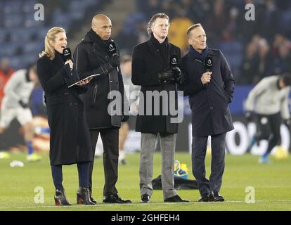 Prime presenters Alan Shearer (left) and Gabby Logan watch the  action from their studio during the Premier League match at Vicarage Road,  Watford Stock Photo - Alamy