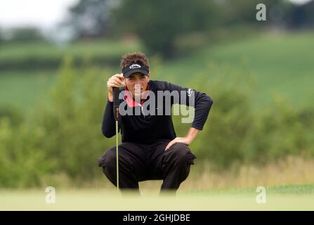 Nick Dougherty of England lines up a shot on the first green during Day 4 of The Celtic Manor Wales Open. Stock Photo