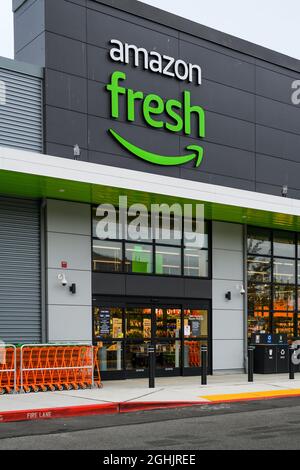 Factoria, WA, USA - September 06, 2021; Amazon Fresh grocery store entrance in the Seattle suburb of Bellevue in the Factoria neighborhood Stock Photo