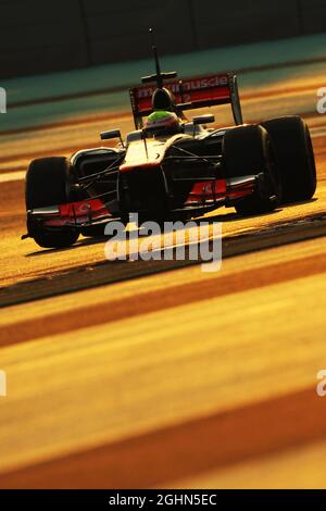 Oliver Turvey (GBR) McLaren MP4-30 Test Driver. Formula One Testing ...