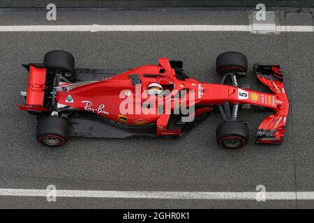 Sebastian Vettel (GER) Ferrari SF71H practices a pit stop. Formula One ...
