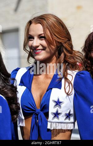 Dallas Cowboys Cheerleaders on the grid. 03.11.2019. Formula 1 World  Championship, Rd 19, United States Grand Prix, Austin, Texas, USA, Race  Day. Photo credit should read: XPB/Press Association Images Stock Photo -  Alamy