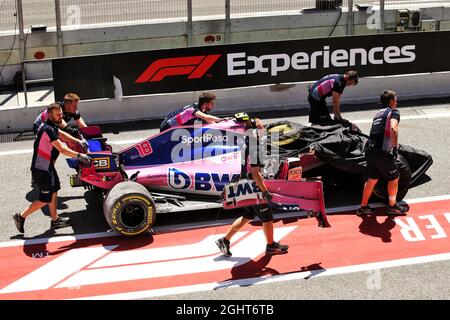 The Racing Point F1 Team RP19 of Lance Stroll (CDN) Racing Point F1 Team is recovered back to the pits after he crashed in the first practice session.  10.05.2019. Formula 1 World Championship, Rd 5, Spanish Grand Prix, Barcelona, Spain, Practice Day.  Photo credit should read: XPB/Press Association Images. Stock Photo