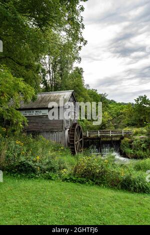 Hyde's mill and dam on a summer afternoon.  Ridgeway, Wisconsin. Stock Photo