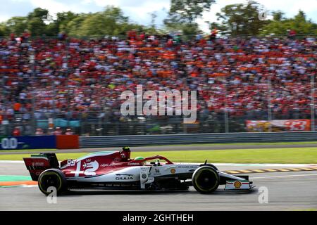 Alfa Romeo Racing C38 with Italian themed livery detail