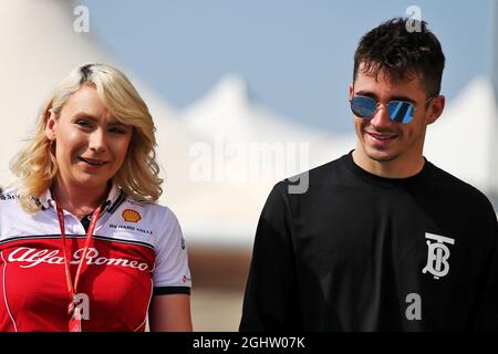 (L to R): Ruth Buscombe (GBR) Alfa Romeo Racing Trackside Strategy Engineer with Charles Leclerc (MON) Ferrari.  30.11.2019. Formula 1 World Championship, Rd 21, Abu Dhabi Grand Prix, Yas Marina Circuit, Abu Dhabi, Qualifying Day.  Photo credit should read: XPB/Press Association Images. Stock Photo