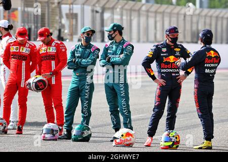 L to R): Charles Leclerc (MON) Ferrari; Carlos Sainz Jr (ESP