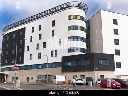 dh Victoria hospital KIRKCALDY FIFE Scottish Entrance to NHS hospitals building Scotland modern architecture Stock Photo