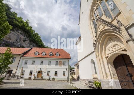 Picture of the church saint martin in Bled, Slovenia next to the old parish house. St. Martin's Parish Church in Bled (northwestern Slovenia) is the p Stock Photo