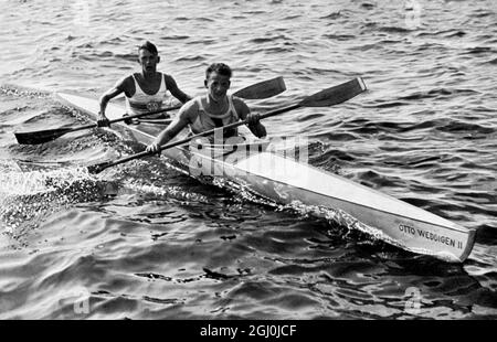 Tilker - Bondroit , Herforder KC, successful Germans who triumphed in the pre-Olympic year (1935) - German Kanumeisterschaften in Grunau in a two-up kayak. ©TopFoto Stock Photo