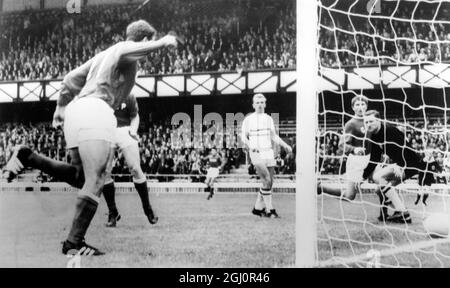 Russia's second goal 1966 World Cup Football Valery Porkujan of Russia scores in the quarter final against Hungary at Roker Park, Sunderland 23 July 1966 Stock Photo