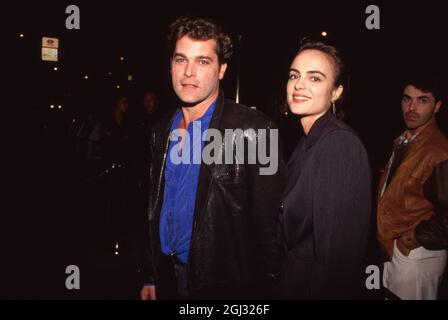 Michelle Johnson and Ray Liotta Circa 1991 .Credit: Ralph Dominguez/MediaPunch Stock Photo