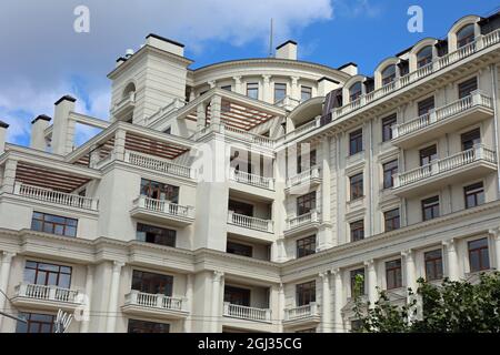 Modern apartments in the city centre of Tiraspol Stock Photo