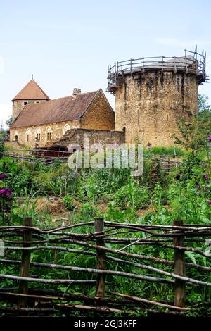 Guédelon Castle construction site, Treigny-Perreuse-Sainte-Colombe, Yonne, Bourgogne Franche-Comté region, France Stock Photo