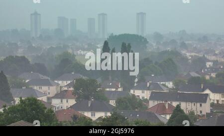 Glasgow, Scotland, UK, 9th September, 2021. UK  Weather: Heavy rain and thunderstorms saw limited visibility in the west of the city. Credit: Gerard Ferry/Alamy Live News Stock Photo