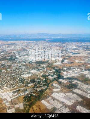 Aerial view of nursery, field of cultivation, field of land in the  surroundings of Santa Ana, Sonora, Mexico. Clouds, Agriculture, Agronomy,  Landscape, Daylight, Outdoor (Photo: Luis Gutierrez / NortePhoto) .. Vista  aerea