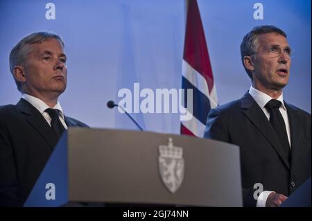 Oslo 20110723. Norway's Prime Minister Jens Stoltenberg and Norway's Justice Minister Knut Storberget speaks during a press conference in Oslo on July 23, 2011, day after attacks on a youth camp and the government headquarters killed at least 91 people alltoghetger. An armed man dressed in police uniform opened fire on young people attending the camp on Utoeya island.  Stock Photo