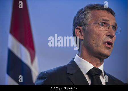 Oslo 20110723. Norway's Prime Minister Jens Stoltenberg speaks during a press conference in Oslo on July 23, 2011, day after attacks on a youth camp and the government headquarters killed at least 91 people alltoghetger. An armed man dressed in police uniform opened fire on young people attending the camp on Utoeya island.  Stock Photo