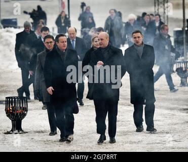 Prime Minister David Cameron chats to Boris Johnson (left), the Mayor ...