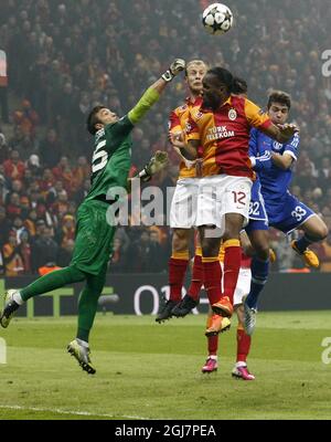 Galatasaray's Didier Drogba (centre) during their UEFA Champions League Round of 16 First Leg match Galatasaray between Schalke 04 at the TT Arena Ali Sami Yen Spor Kompleksi in Istanbul, Turkey on Wednesday 20 February 2013. Stock Photo