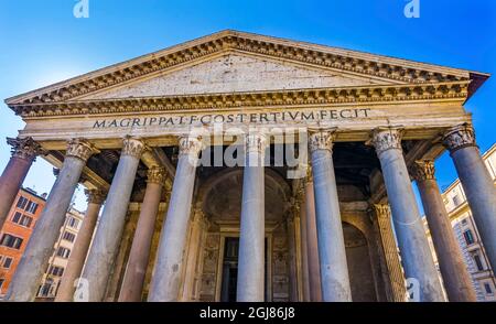 Roman Columns Pantheon, Rome, Italy. Rebuilt by Hadrian in 118 to 125 AD Became oldest Roman church in 609 AD. Stock Photo