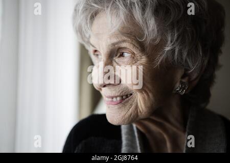 VICTORIA 2013-10-11 Canadian author Alice Munro, winner of the Nobel Prize in Literature in 2013. Foto: Axel Oberg / XP / TT / Kod 7139  Stock Photo