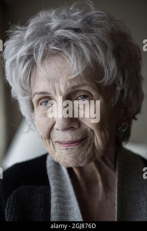 VICTORIA 2013-10-11 Canadian author Alice Munro, winner of the Nobel Prize in Literature in 2013. Foto: Axel Oberg / XP / TT / Kod 7139  Stock Photo