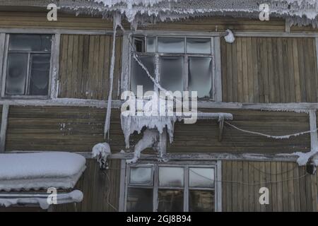 house in the village of Oymyakon Stock Photo - Alamy