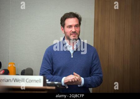 NEW YORK 2014-02-21 Christopher OÃ¢Â€Â™Neill, the husband of the Swedish princess Madeleine, pictured during a press conference at the Weill Cornell Medical Center in New York, USA, February 21, 2014. OÃ¢Â€Â™Neill and Princess MadeleineÃ¢Â€Â™s daughter was born early Friday morning Swedish time. Photo: Agaton Strom / TT / Kod 11420  Stock Photo