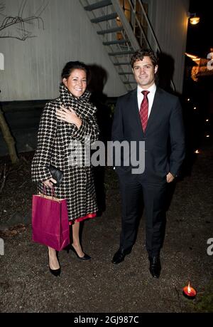 STOCKHOLM 20081213 Sweden's Prince Carl Philip and his girlfriend Emma Pernald attended their friends Otto Thott's and Ulrika Ringstrom's wedding that was held at Djurgarden church Saturday december 13 2008. Photo: Suvad Mrkonjic / XP / SCANPIX / Kod: 7116  Stock Photo