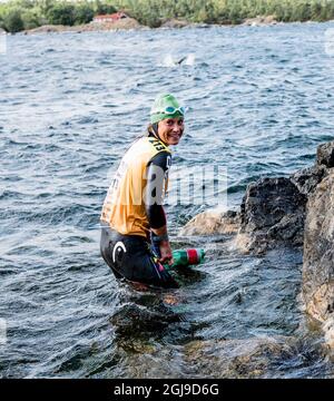 Pippa Middleton, sister of the Duchess of Cambridge Catherine, is seen participating in the Swimrun World Championships in the archipelago of Stockholm, Sweden September 7, 2015. The participant's swims between 26 islands and run over them. The total distance is 75 kilometers of which 10 km are open-water swimming and 65 km are trail running. Photo Jakob Edholm/OTILLO/TT. Stock Photo