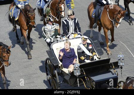 STOCKHOLM 2016-05-10 Michelle Bachelet, the President of Chile, and King Carl Gustaf are seen in an open carriage in Stockholm, Sweden, May 10, 2016. President Bachelet is on a three day long State Visit to Sweden. Foto: Anders Wiklund / TT kod 10040  Stock Photo