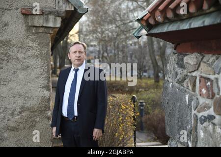 STOCKHOLM 2016-11-24 Neil Dudgeon is seen during his visit to Stockholm, Sweden, November 24, 2016. Neil Dudgeon stars as Chief Inspector John Barnaby in the television crime series Â“Midsomer MurdersÂ” which celebrates its 20th anniversary. Foto: Henrik Montgomery / TT / kod 10060  Stock Photo