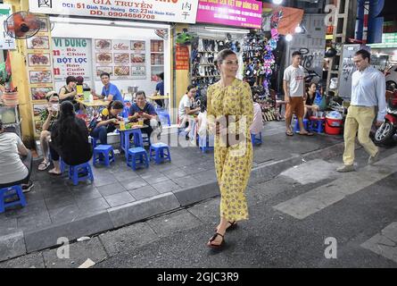 Crown Princess Victoria and Prince Daniel visit the shopping streets in Hanoi, Vietnam, Monday evening, May 6, 2019. Crown Princess Victoria and Prince Daniel are visiting Vietnam for three days and are going to participate in the Sweden–Vietnam Business Summit Photo: Jonas Ekstromer / TT kod 10030 Stock Photo