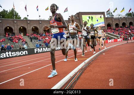 Margaret Chelimo KIPKEMBOI (Kenya), Caroline Chepkoech KIPKIRUI (Kenya