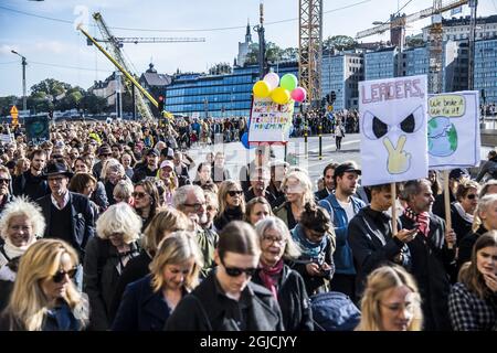 Climate demonstrators march in Stockholm, Sweden. Youth and students across the world are taking part in a student strike movement called Friday For Future. 70000 people participated in the march from Medborgaplatsen to KungstrÃ¤dgÃ¥rden. Global Youth Climate Strike in Stockholm, 2019-09-27 (c) ORRE PONTUS / Aftonbladet / TT * * * EXPRESSEN OUT * * * AFTONBLADET / 85527  Stock Photo