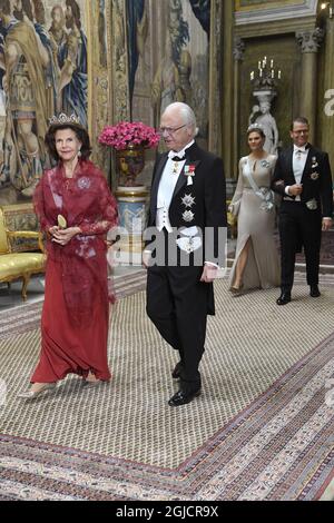 STOCKHOLM 2019-11-12 Queen Silvia and King Carl Gustaf arrive to an official dinner at the Royal Palce in Stockholm, Sweden November 12, 2019. Foto Karin Tornblom/TT kod 2377 **** BETALBILD**  Stock Photo