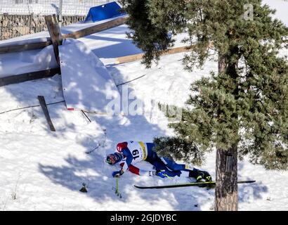 Falun 210130 Brittsh Andrew Young fell and broke a femur during the FIS Cross-country World Cup i Falun Sweden. Foto Nisse Schmidt/TT kod 4042  Stock Photo