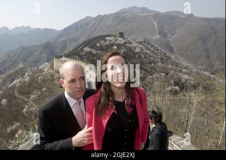 The Swedish Prime Minister Fredrik Reinfeldt and his wife Filippa during a visit to the Great Wall of China Stock Photo
