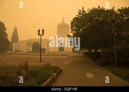 Oregon State Capitol under smoke from 2020 Oregon wildfires. Stock Photo