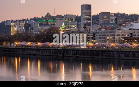 Portland, Oregon. Tom McCall Waterfront Park on the Willamette River. Stock Photo
