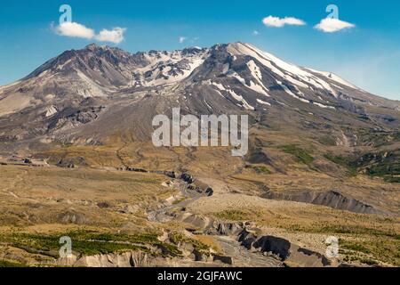 USA, Washington State, Skamania County. Mount St. Helens or Louwala-Clough is an active stratovolcano. Stock Photo