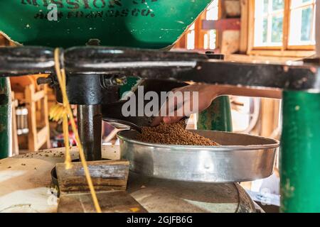 USA, Washington State, Woodland. Grain grinding equipment at the Cedar Creek Grist Mill. (Editorial Use Only) Stock Photo