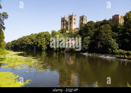 Durham Cathedral with the River Wear.  Durham, County Durham, England Stock Photo