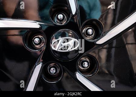 Munich, Germany. 10th Sep, 2021. Hyundai's logo can be seen on a rim during the International Motor Show (IAA Mobility). IAA MOBILITY 2021 will take place in Munich from 07-12 September 2021. Credit: Sven Hoppe/dpa/Alamy Live News Stock Photo