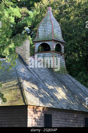 Spring Green, Wisconsin, USA. 28th Aug, 2021. Unity Chapel, across from Taliesin, Frank Lloyd WrightÃs home and studio in Spring Green, Wisconsin is shown Saturday August 28, 2021. Taliesin is one of eight Wright sites in America named UNESCO World Heritage sites in June 2019. This was - and still is - the family chapel for WrightÃs family, which emigrated from Wales in the 19th century. Wright was buried there after he died in 1959. His remains were disinterred after his wife, Olgivanna Wright died in 1985, and moved to Taliesin West in Scottsdale, Arizona to be co-mingled with h Stock Photo