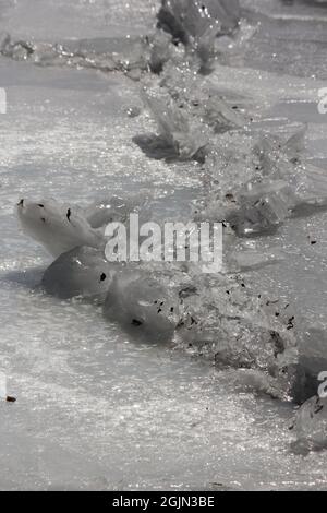 Miles of ice covering a lake during a very cold deep freeze Stock Photo ...